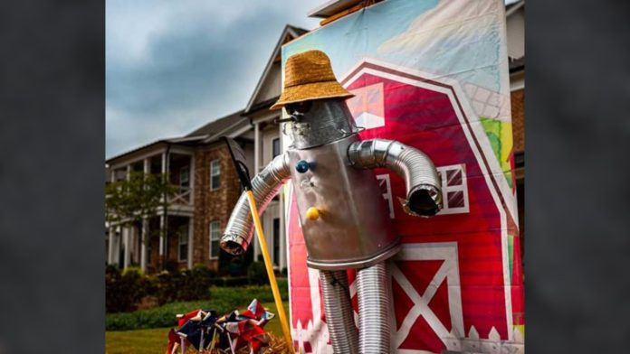 More than 100 handcrafted scarecrows will flood the streets from October 8 to November 2 in Alpharetta, Georgia