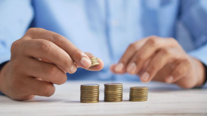 In the first month of the new fiscal year, Georgia's net tax revenues fell by 2.7% compared to the same month previous year.