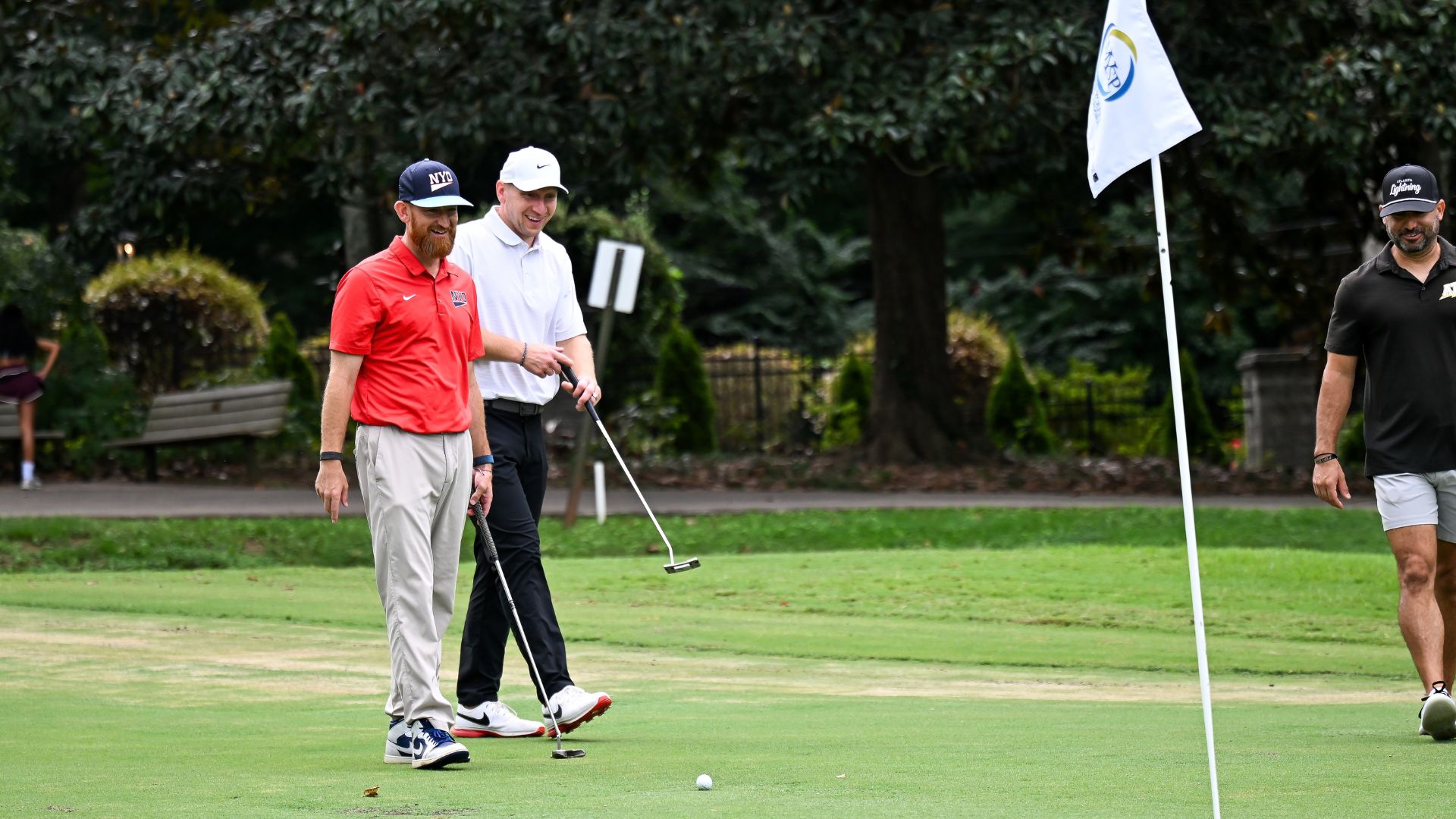 The annual Mayor’s Cup Golf Tournament brought 130 golfers to Chastain Park Golf Course on Wednesday, Sept. 23. But the event stretched well beyond the players on the course. About 230 people attended overall, including community leaders, City employees and students who have benefited from the scholarship program.