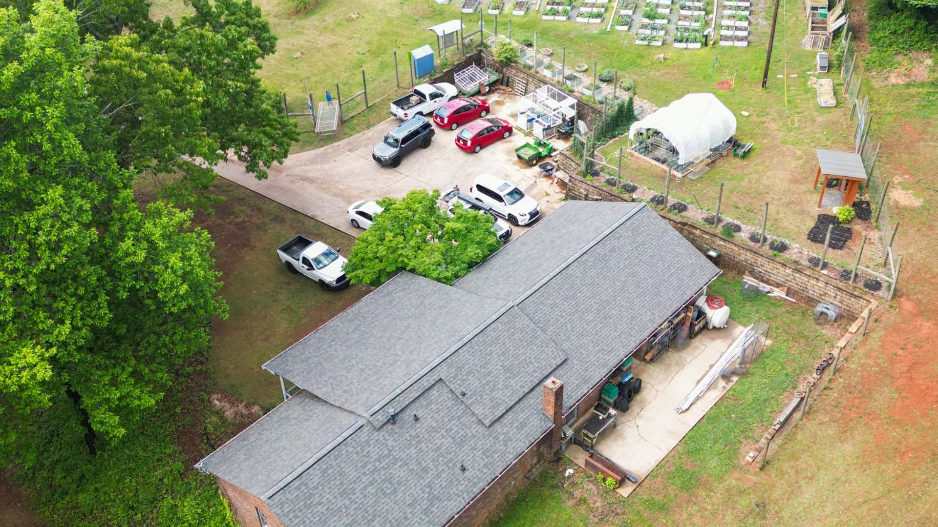 The City of Alpharetta’s Community Agriculture Program received a Lowe’s Community Impact Grant to renovate the farm house into a year-round Community Education Center. The project will expand the learning already taking place across the property while creating a permanent indoor home for classes, camps and hands-on programs.