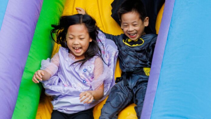 The Boo Bash Festival is scheduled for Saturday, October 17, bringing four hours of fall celebrations to The Grove behind the Alpharetta Community Center. From 3 to 7 p.m., visitors can enjoy a lively mix of Halloween attractions, local vendors and seasonal entertainment.